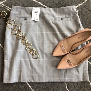 NWT 6 BR light grey plaid classic mini skirt
